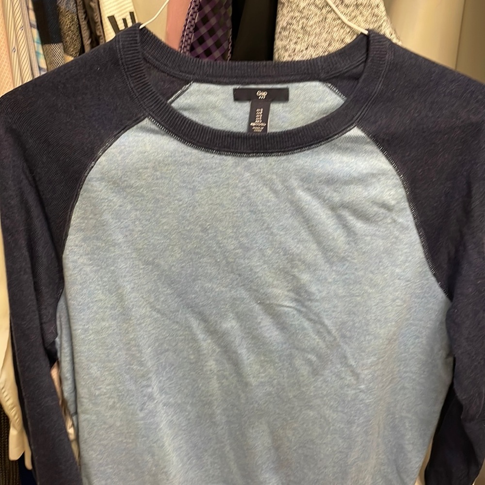 Gap sweater, never worn brand new with tag.